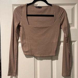 Zara cropped long sleeve neutral top